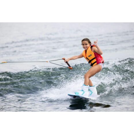 Connelly 124 Bella Ladies Wakeboard 2 Connelly 124 Bella Ladies Wakeboard With S/M Optima Bindings