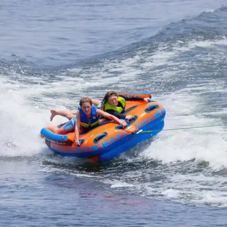 O’Brien 2026 Heli 2 Boat Tube – Lifestyle 5 O’Brien 2026 Heli 2 Boat Tube – on-water lifestyle image