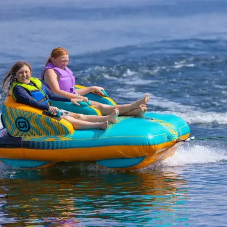 O’Brien 2026 HOVR 2 Boat Tube - Lifestyle 4 O’Brien 2026 HOVR 2 Boat Tube - on-water lifestyle image