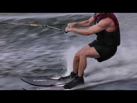 Connelly Eclypse Skis With Swerve Bindings 1 2022 Connelly Eclypse — video preview