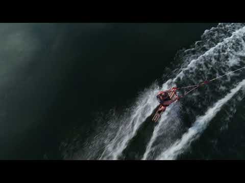 Connelly Big Easy Wakesurfer 1 2024 Big Easy Ski — video preview