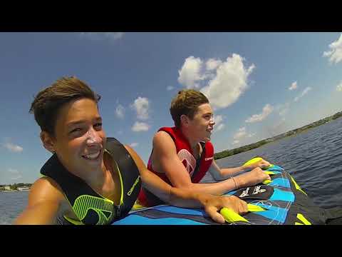 O'Brien Bat Wing 2 Towable Tube 1 O'Brien Batwing 2 Tube — video preview