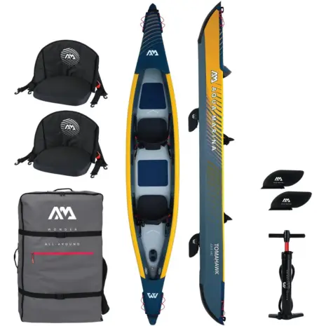 Aqua Marina TOMAHAWK AIR-K - kayak and accessories arranged together Aqua Marina TOMAHAWK AIR-K - kayak and accessories arranged together